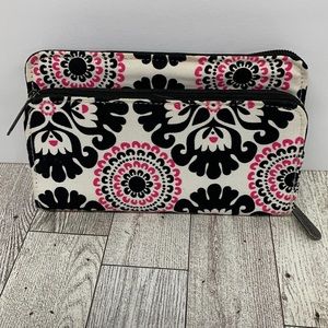 Thirty One wallet